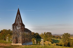 big_358292_8709_web-GijsVanVaerenbergh_ReadingBetweenTheLines-kerk14-11